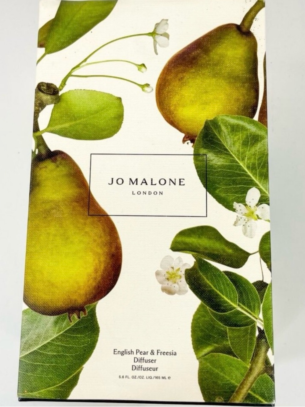 Jo Malone Green and White English Pear & Freesia Home Diffuser Box